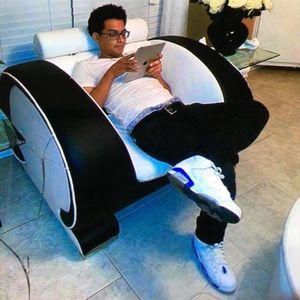 Meet your Posher, Brandon